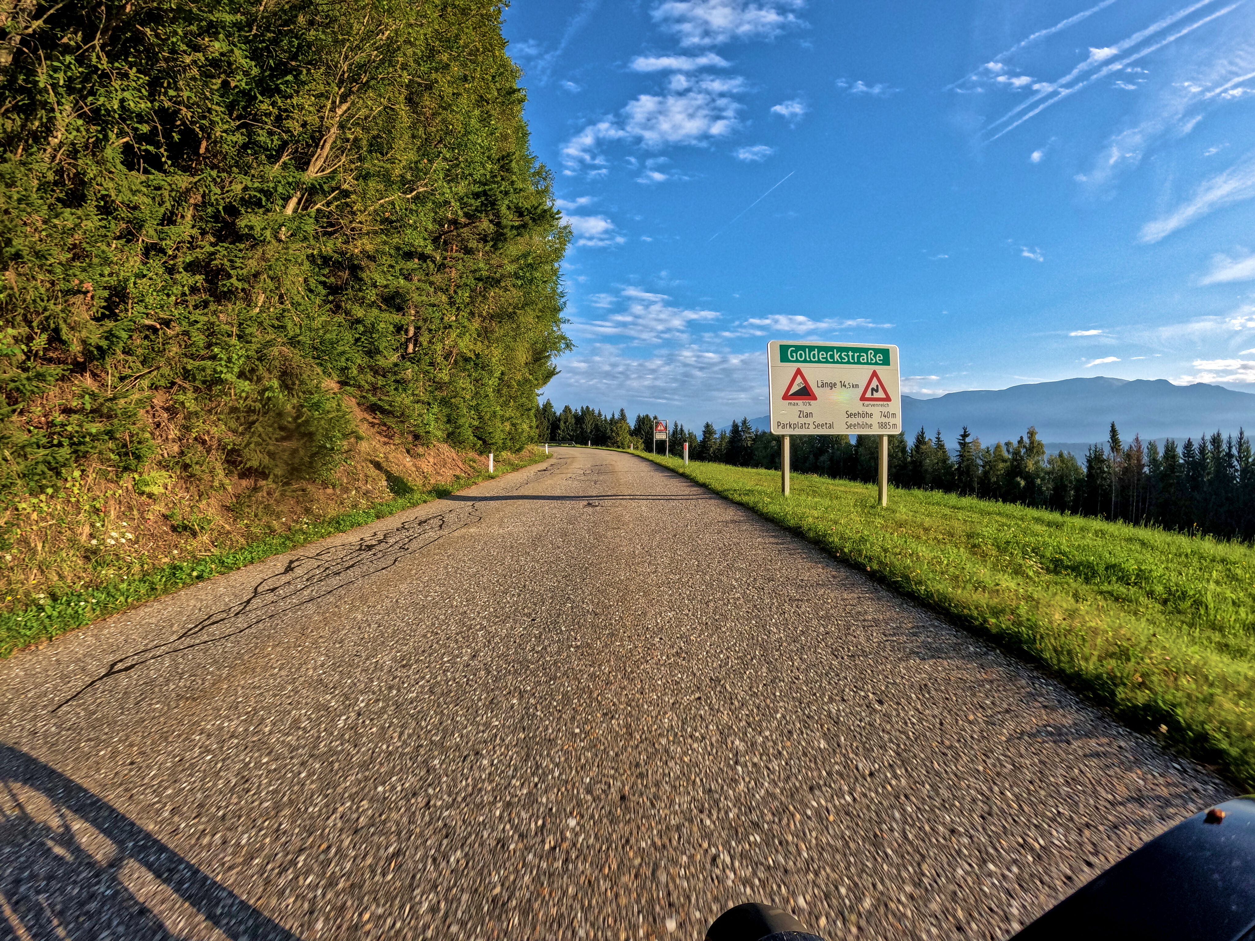 … zur Goldeckstraße.
