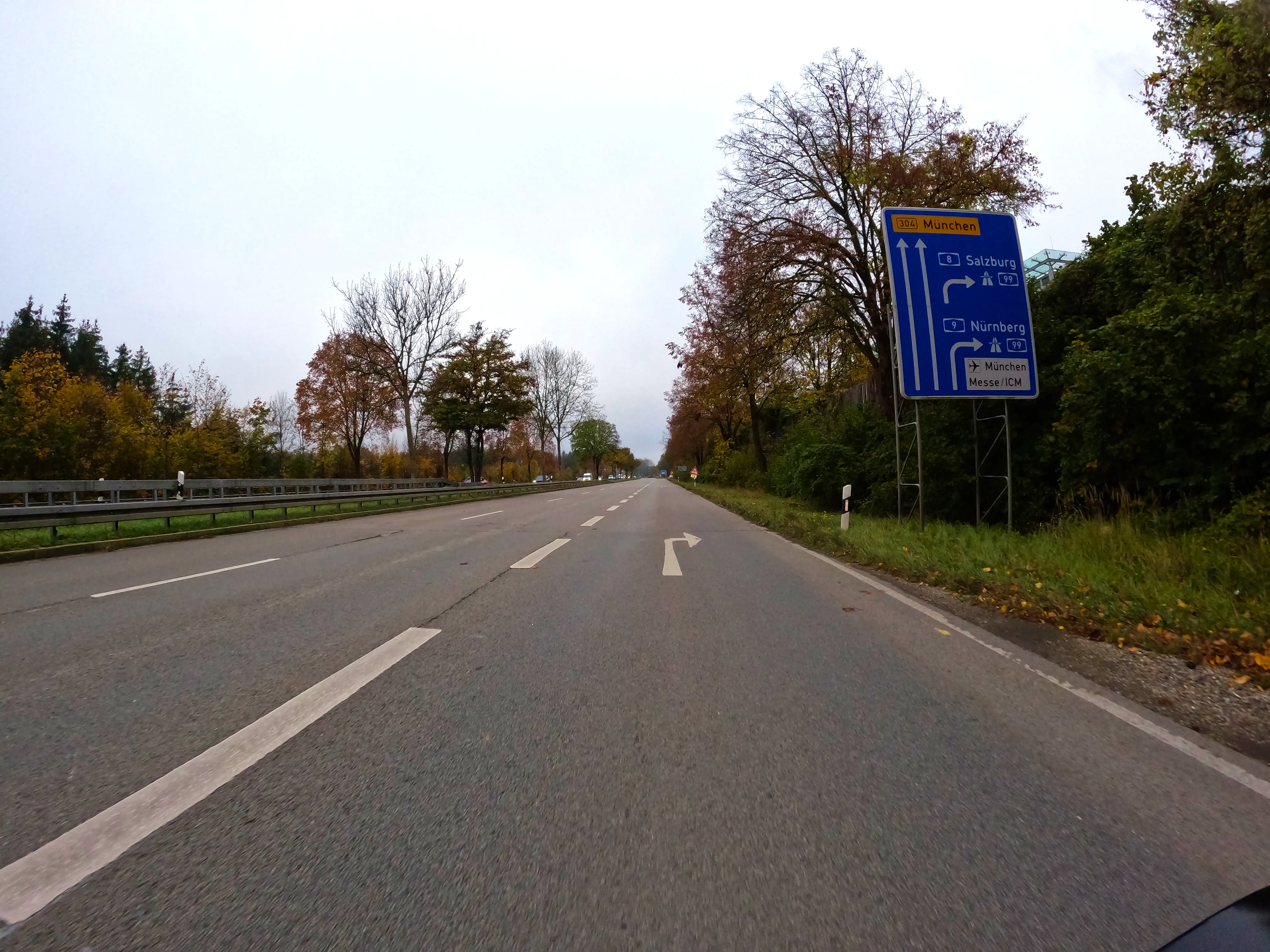 Direkt auf die Autobahn