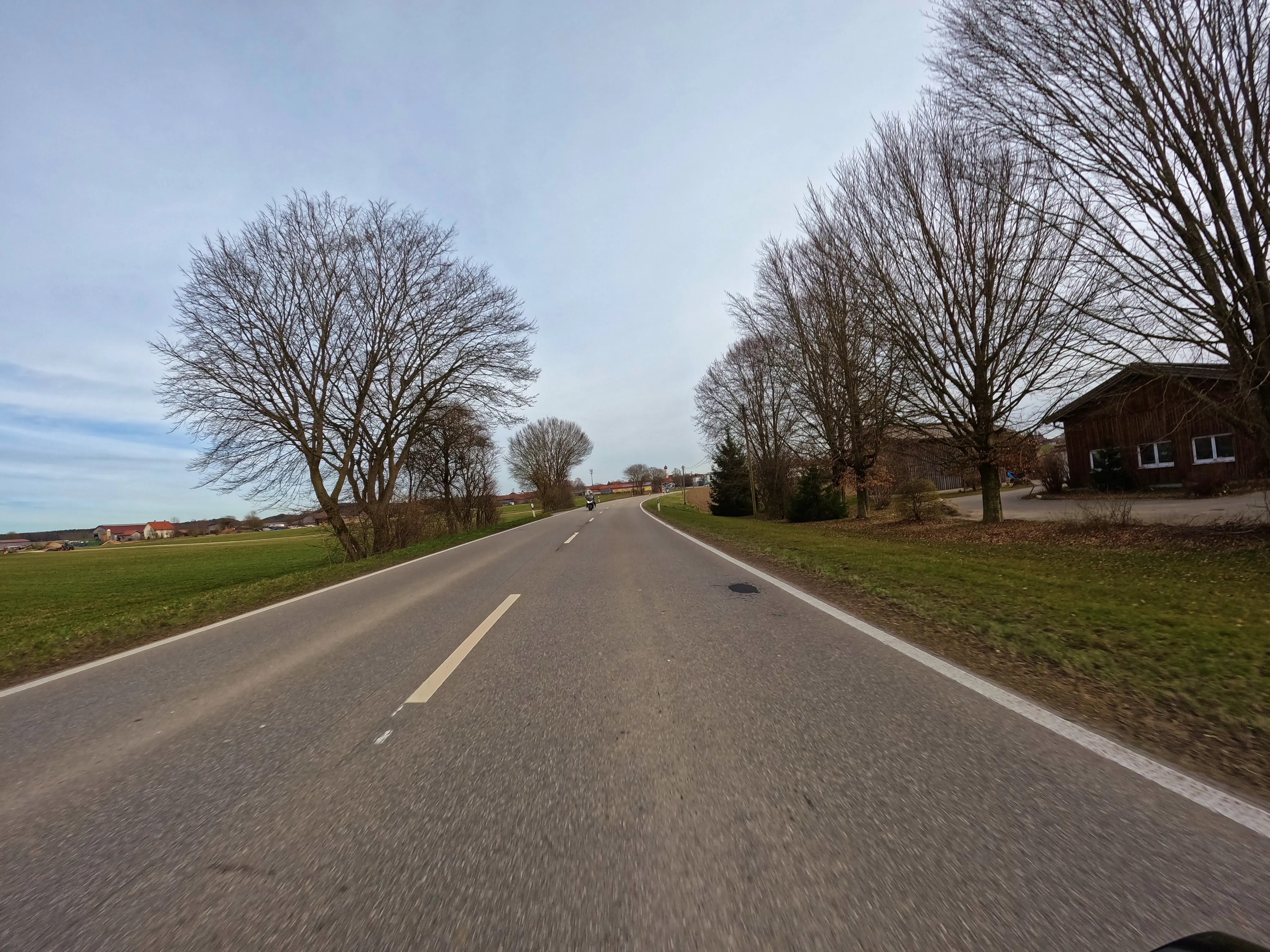 &hellip; Motorrad unterwegs ist.