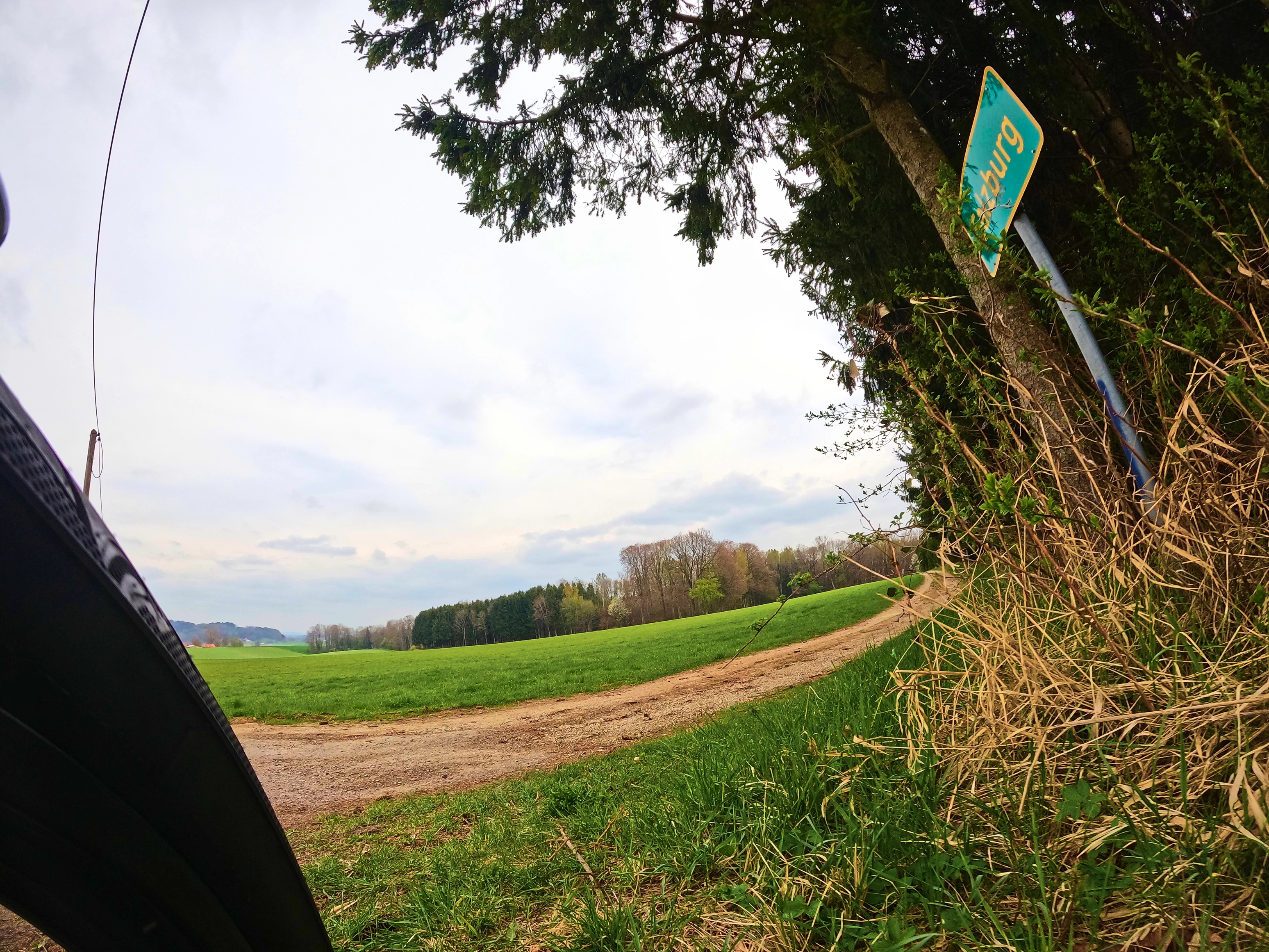 Was steht denn da auf dem Schild?