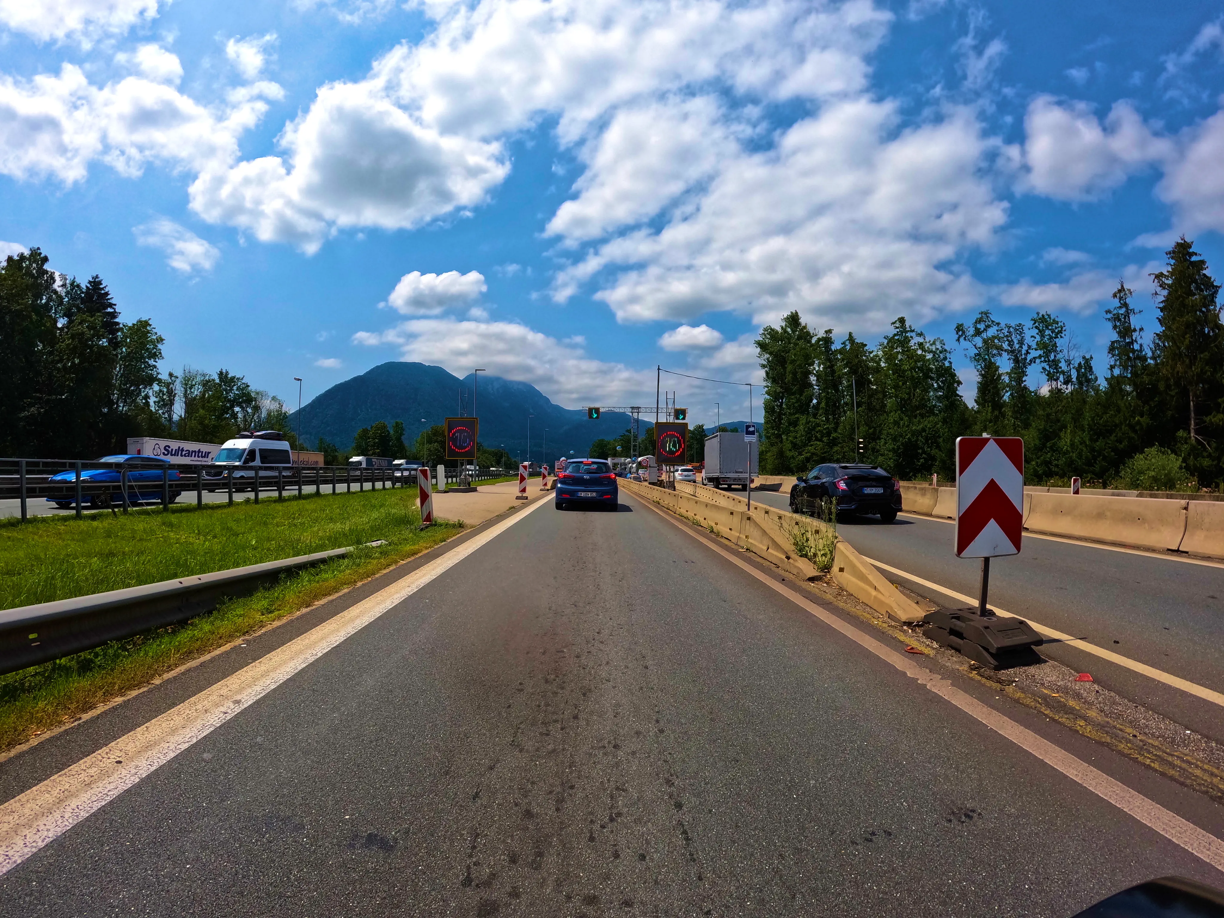 Minimale Verzögerung durch Grenzkontrolle