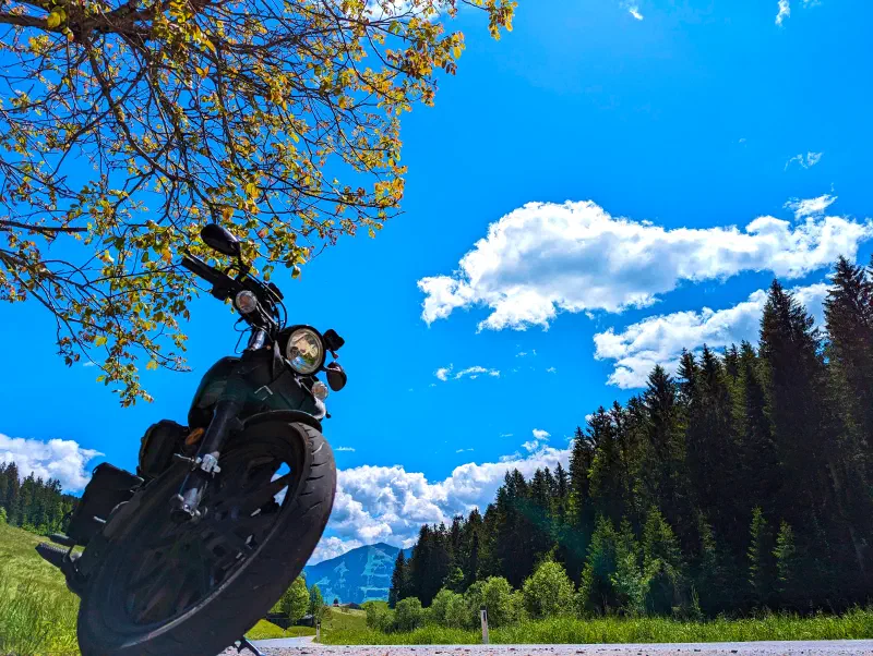 Featured image of post #MotoMontag (85)