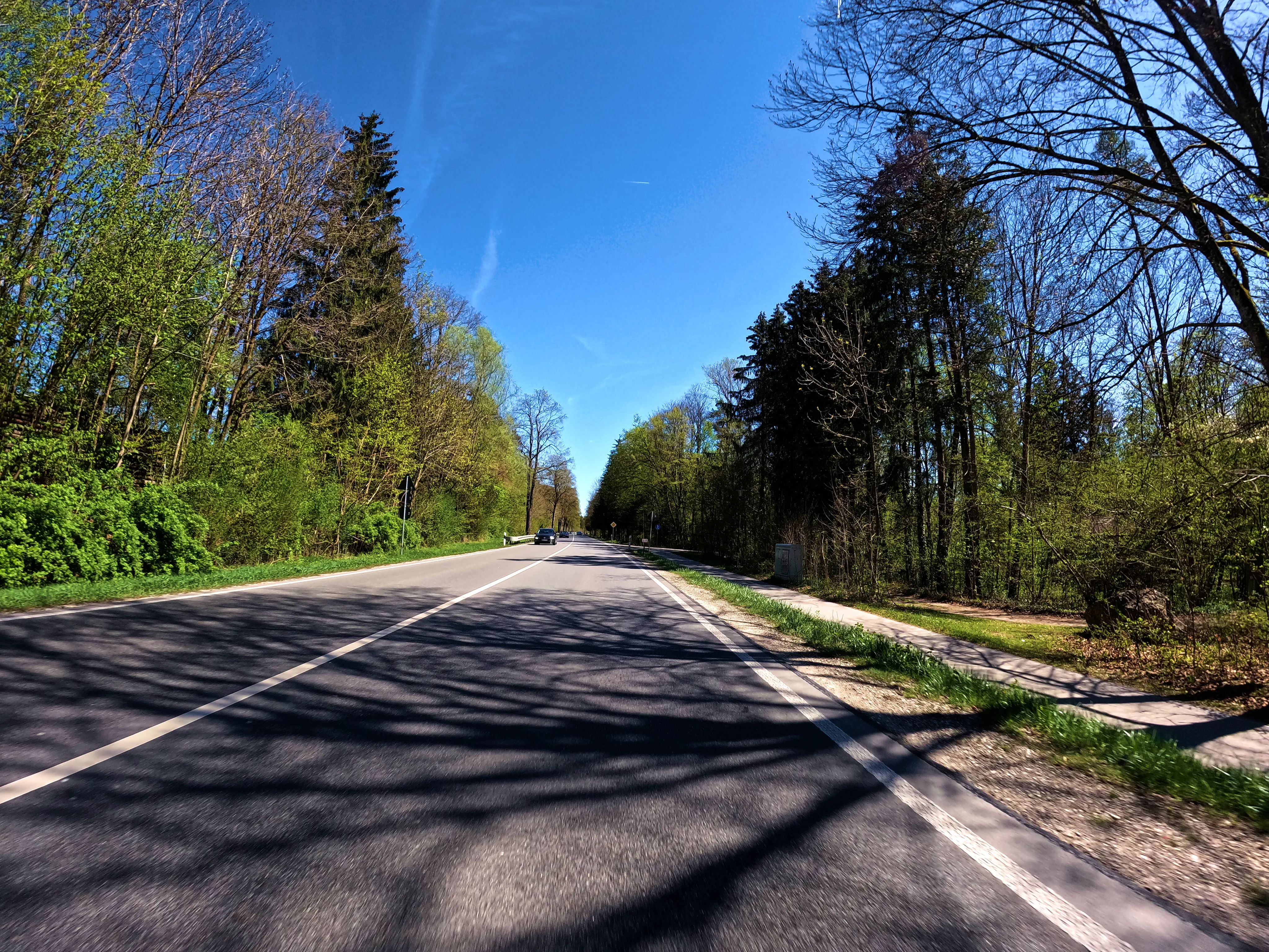 Über Landstraßen, …