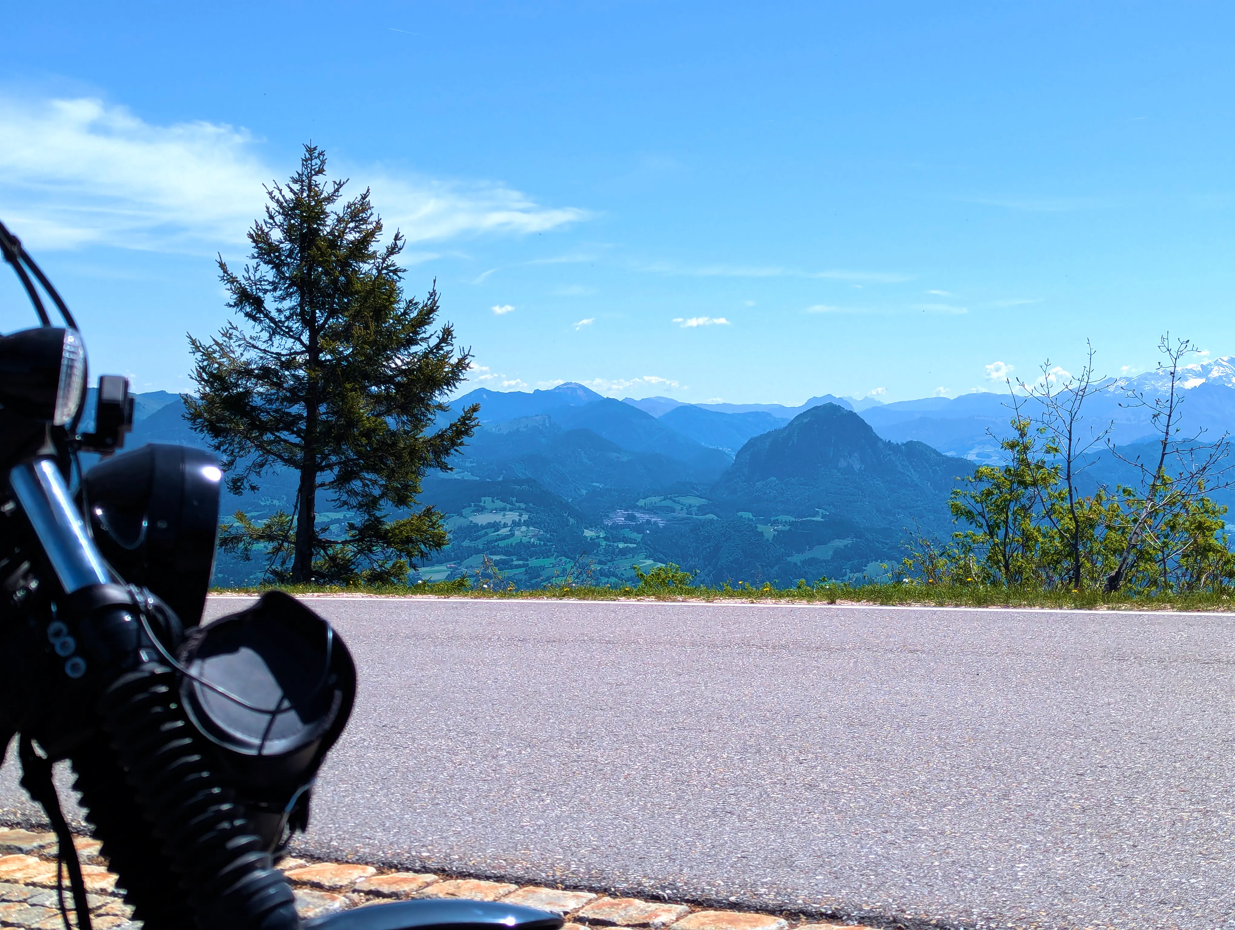 Featured image of post Rossfeldpanoramastraße und diverse Passknacker in der Nähe